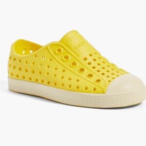 NWT Native Kids Shoes - Jefferson Water Friendly Crayon Yellow Toddler Shoe C6